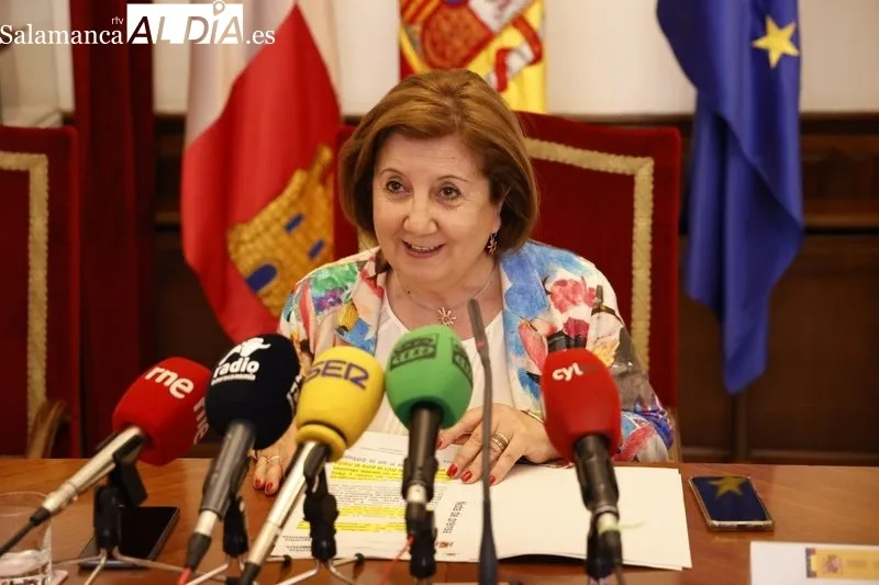 Rosa López, subdelegada del Gobierno, en la presentación del dispositivo electoral en la provincia de Salamanca. Foto de David Sañudo