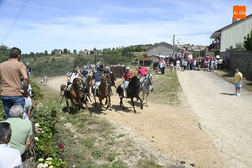 Encierro a caballo en EL Payo/ Fotos: Adrián M.Pastor
