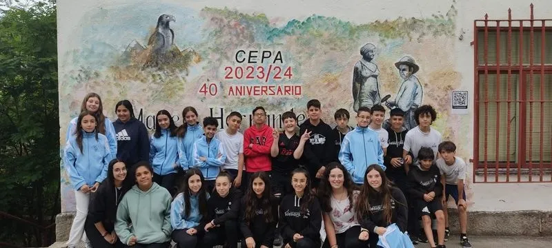 Uno de los grupos de escolares de Béjar que ha participado en la  ruta Mateo Hernández