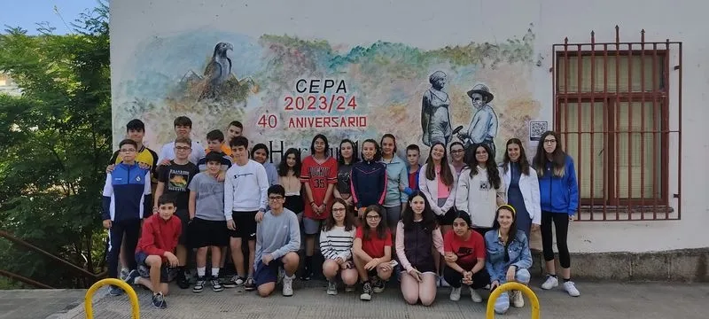 Uno de los grupos de escolares de Béjar que ha participado en la  ruta Mateo Hernández