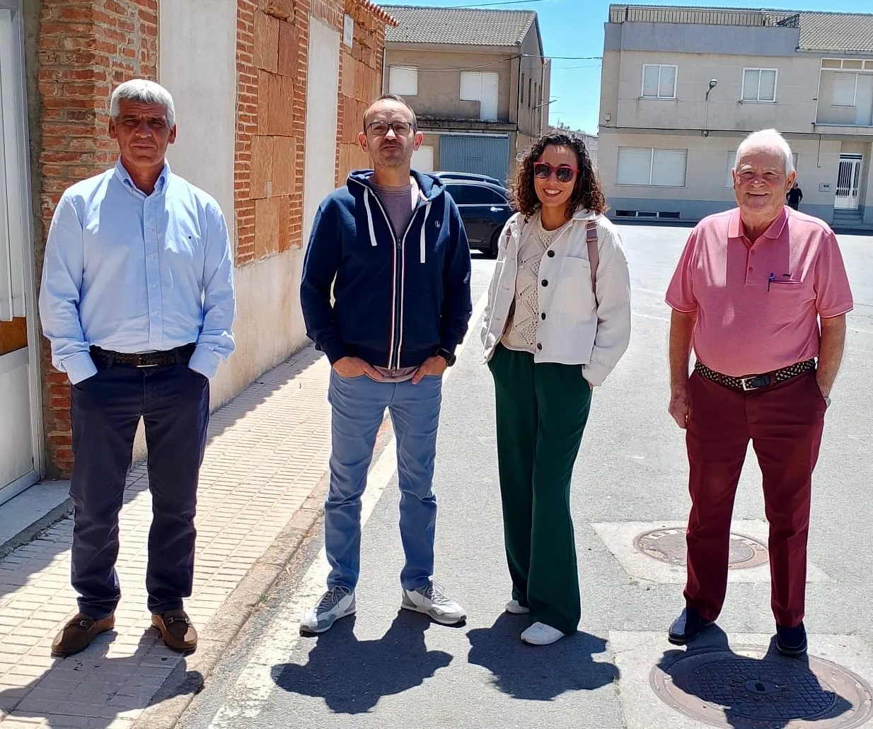 Foto 6 - El segundo remate de banzos del Santo Cristo de la Esperanza logra un nuevo &eacute;xito y recauda 312 euros