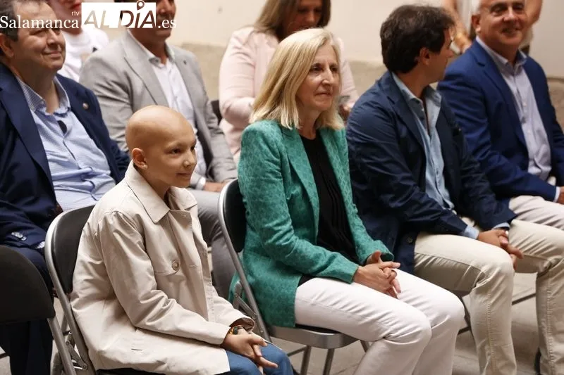 Presentación en el Palacio de la Salina de la corrida de toros benéfica a favor de La Fundación 'La Sonrisa de María'. Foto de David Sañudo