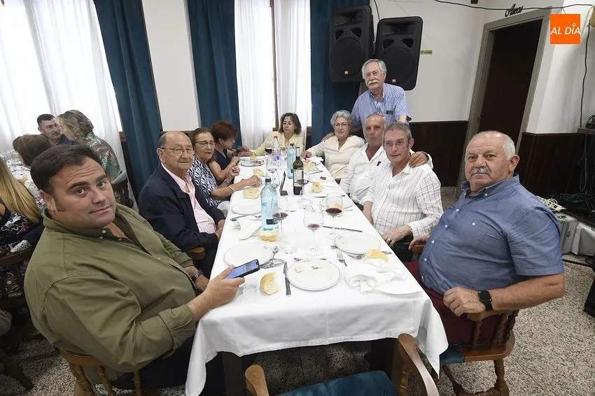 Foto 10 - La Pe&ntilde;a El Rinc&oacute;n despide con numerosos invitados su temporada gastron&oacute;mica