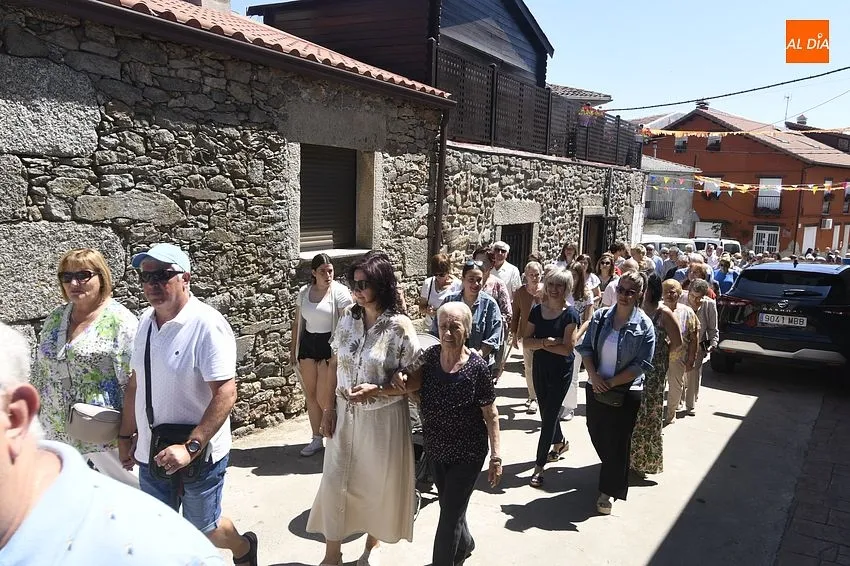 Foto 15 - Navasfr&iacute;as pone el broche final a las fiestas de San Juan con los actos m&aacute;s solemnes