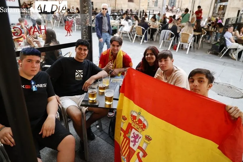 Salamanca muestra su apoyo a la Selección Española en Octavos  | FOTOS: David Sañudo 