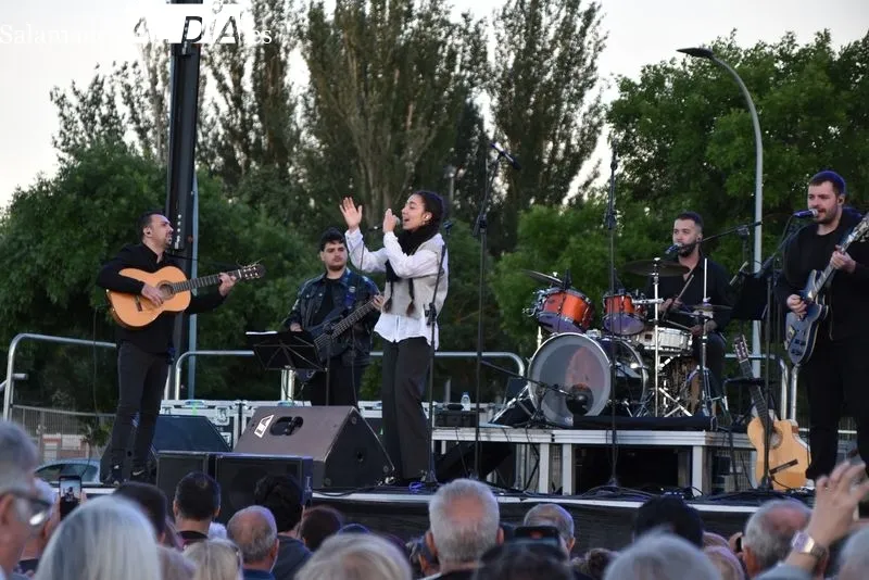 Nereida Sanchón, en el concierto en el Recinto Ferial de La Aldehuela 