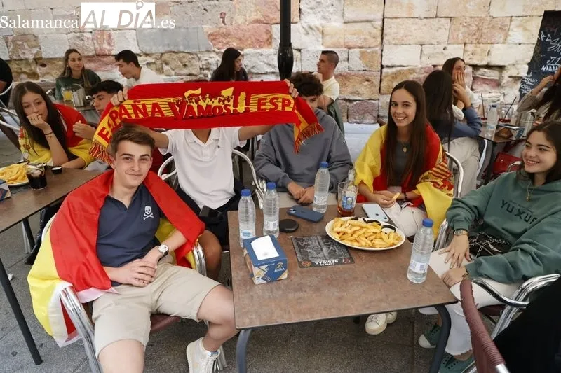 Salamanca muestra su apoyo a la Selección Española en Octavos  | FOTOS: David Sañudo 