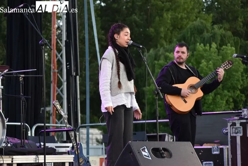 Nereida Sanchón, en el concierto en el Recinto Ferial de La Aldehuela 