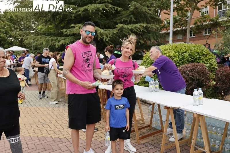 Pizarrales disfruta una deliciosa paella por sus fiestas patronales | FOTOS: David Sañudo 