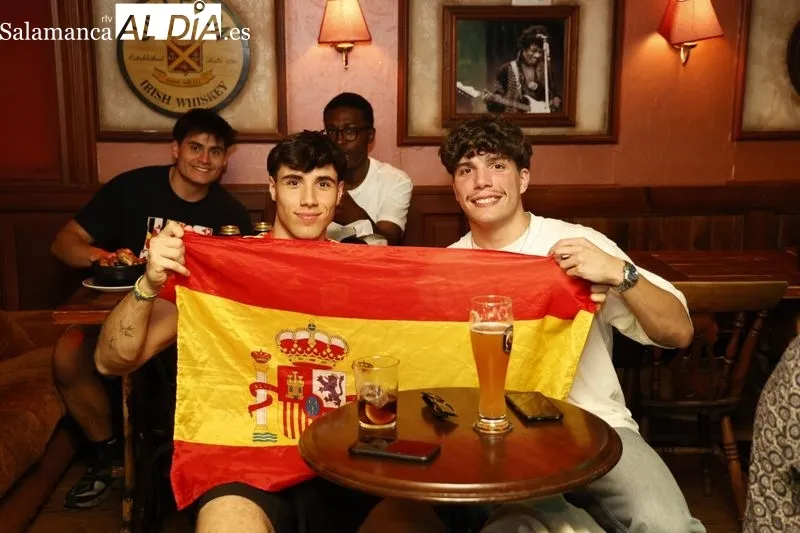 Salamanca muestra su apoyo a la Selección Española en Octavos  | FOTOS: David Sañudo 