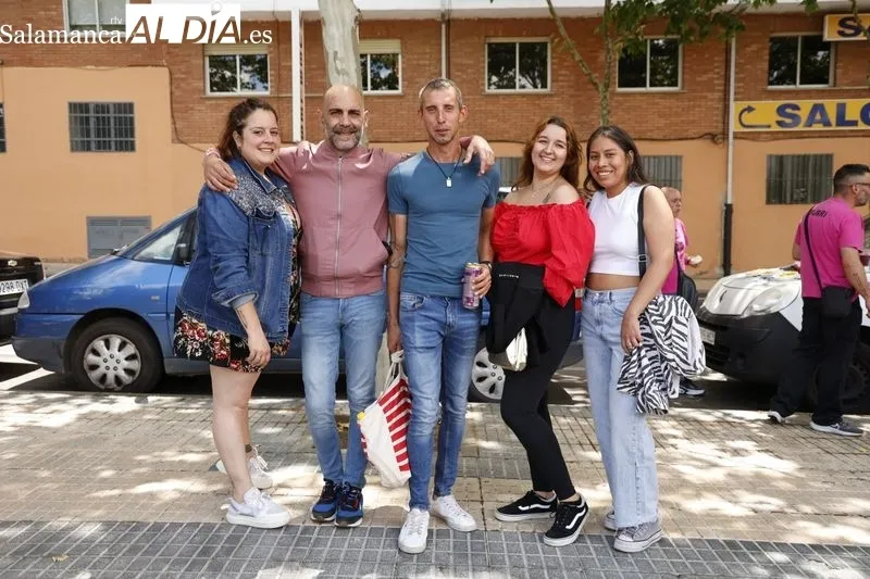Pizarrales disfruta una deliciosa paella por sus fiestas patronales | FOTOS: David Sañudo 