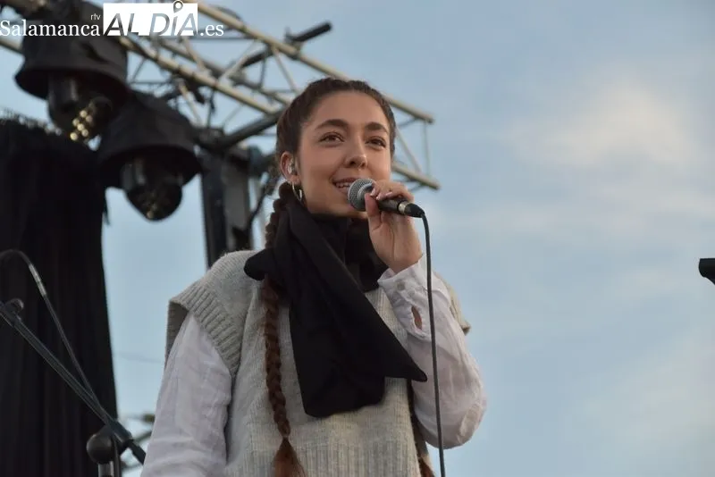 Nereida Sanchón, en el concierto en el Recinto Ferial de La Aldehuela 