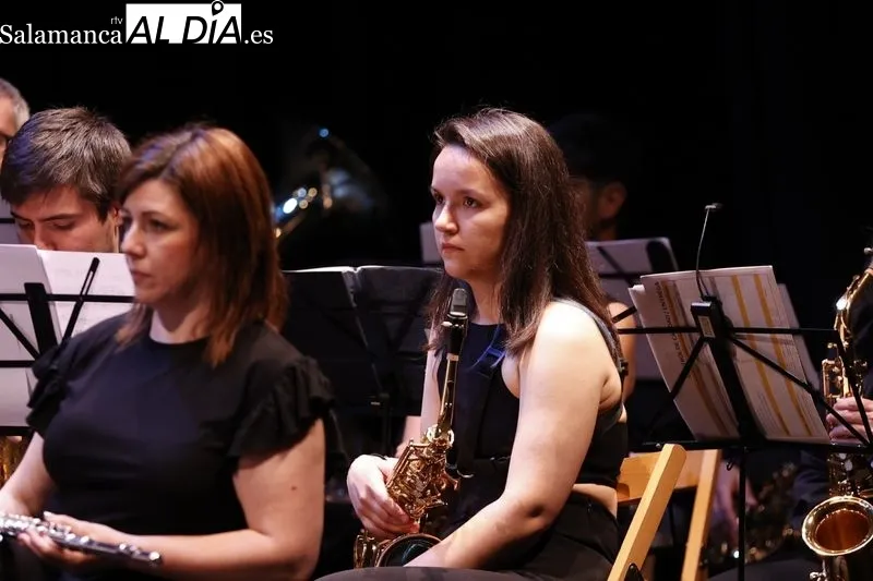 'La Música que Nos Une', un concierto solidario ofrecido por la Banda de Música 'Tomás Bretón' | FOTOS | David Sañudo