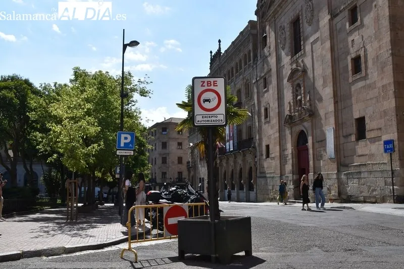 Una de las nuevas Zonas de Bajas Emisiones en Salamanca. Foto: Vanesa Martins