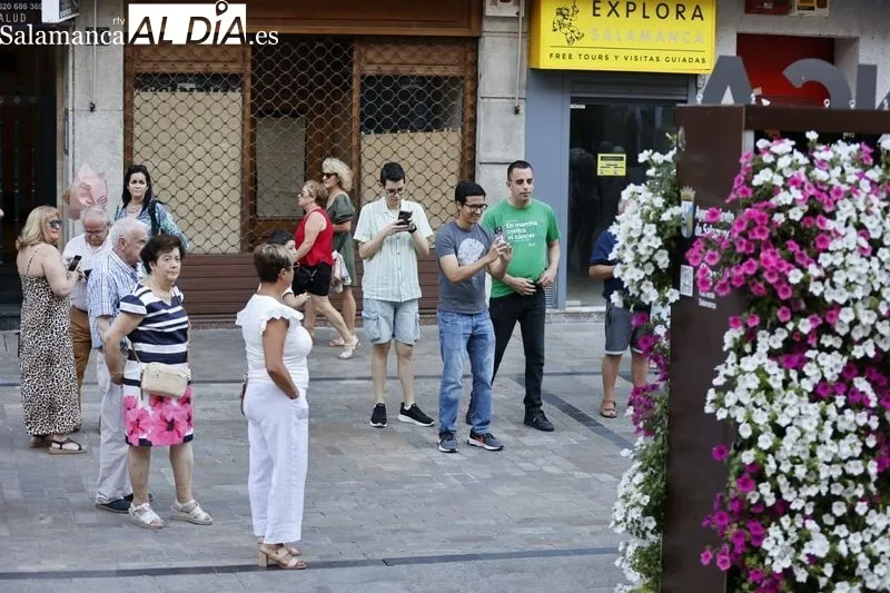 Foto 17 - Los salmantinos aprovechan el calor y se dan cita en las terrazas del centro este fin de semana