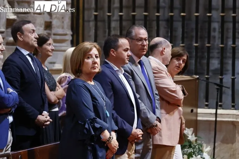 Foto 13 - Emotiva misa en la Catedral con motivo del D&iacute;a de la Memoria y Recuerdo de las V&iacute;ctimas del Terrorismo de la Guardia Civil