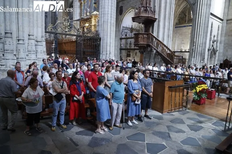 Foto 7 - Emotiva misa en la Catedral con motivo del D&iacute;a de la Memoria y Recuerdo de las V&iacute;ctimas del Terrorismo de la Guardia Civil