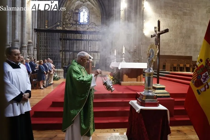 Foto 4 - Emotiva misa en la Catedral con motivo del D&iacute;a de la Memoria y Recuerdo de las V&iacute;ctimas del Terrorismo de la Guardia Civil