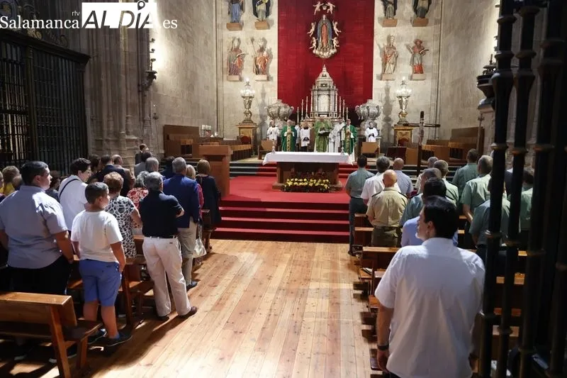 Foto 3 - Emotiva misa en la Catedral con motivo del D&iacute;a de la Memoria y Recuerdo de las V&iacute;ctimas del Terrorismo de la Guardia Civil