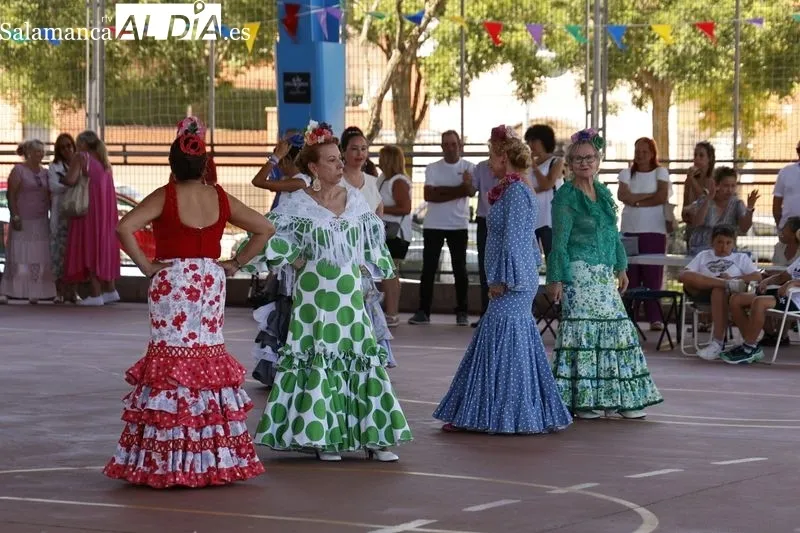 Foto 10 - Vistahermosa disfruta de sus fiestas con bailes