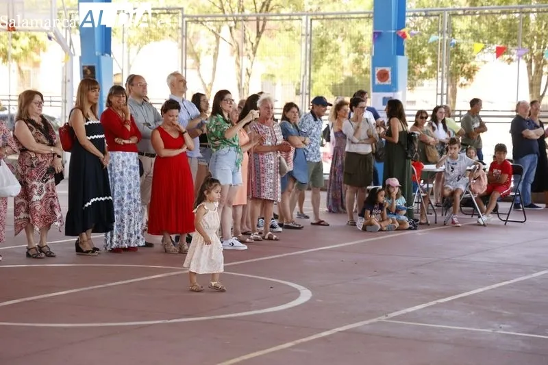 Foto 5 - Vistahermosa disfruta de sus fiestas con bailes