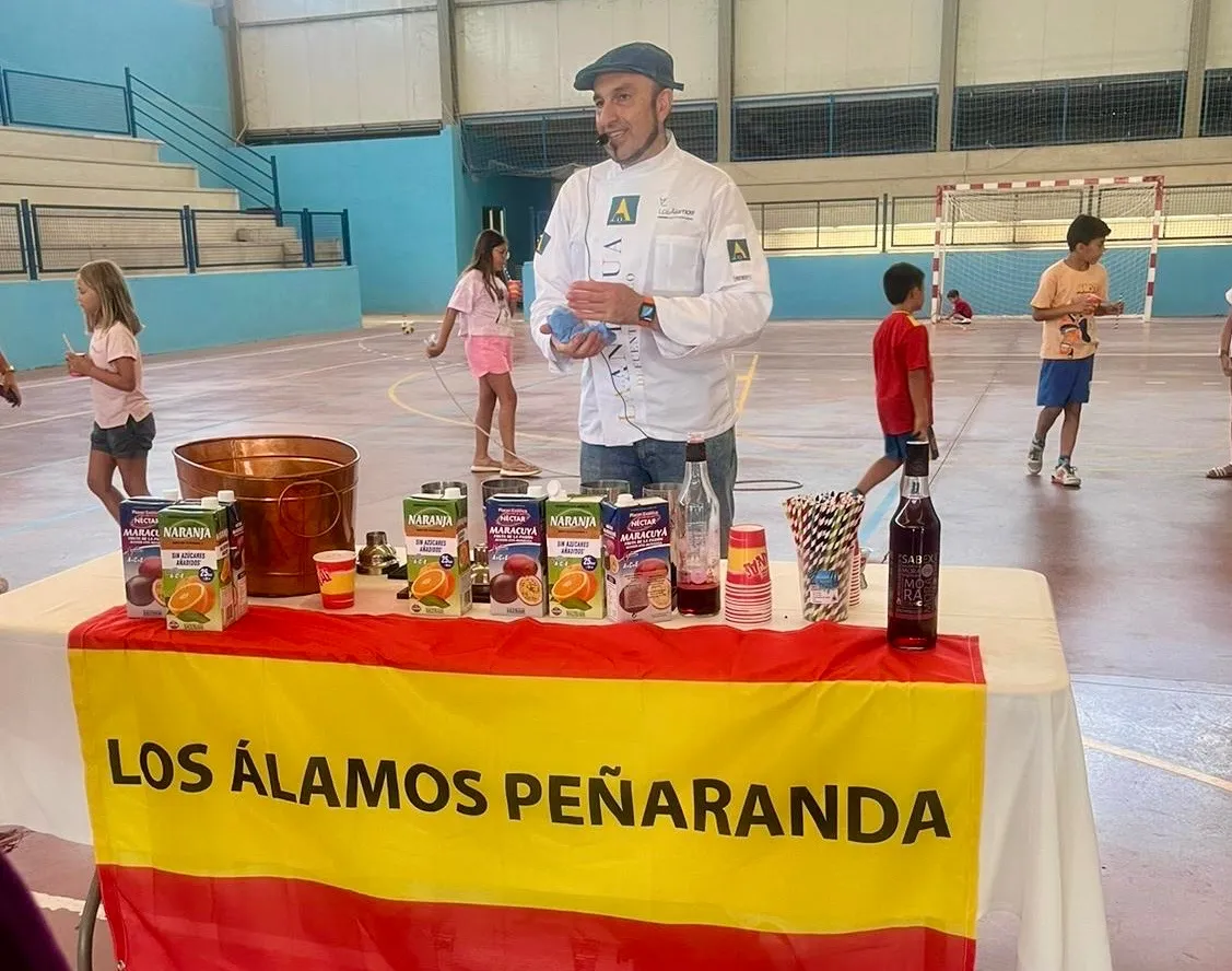 Foto 5 - Cocteles y diversi&oacute;n junto a Teo Marcos y los campamentos de verano del CID en Calzada de Valduciel  