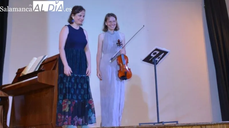 Foto 7 - Gran concierto de la violinista Karolina Michalska y la pianista Sara Olleros en Lumbrales
