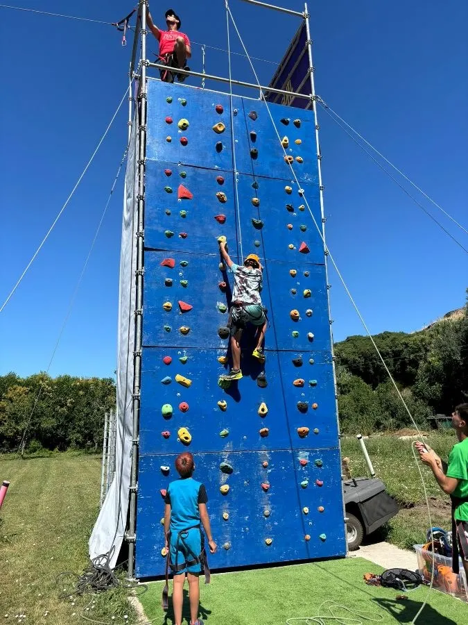 Foto 4 - Cruz Roja lleva a cabo un campamento urbano en Ciudad Rodrigo con m&uacute;ltiples actividades