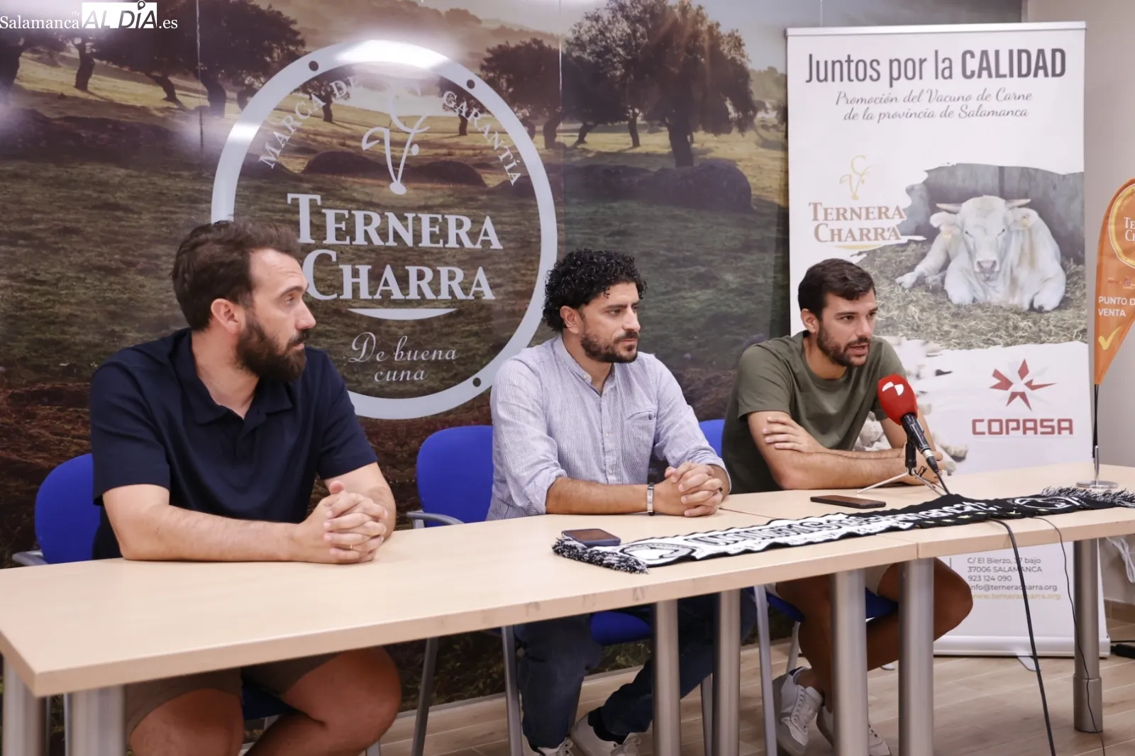Presentación de Carlos de la Nava como nuevo jugador de Unionistas de Salamanca. Fotos: David Sañudo