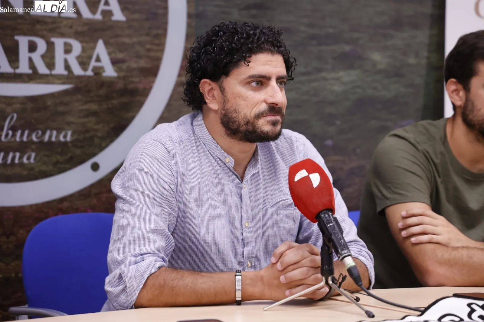 Presentación de Carlos de la Nava como nuevo jugador de Unionistas de Salamanca. Fotos: David Sañudo