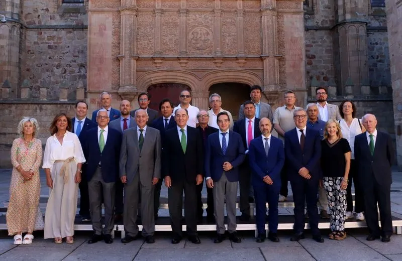 Integrantes del Consejo Social de la USAL. Foto USAL