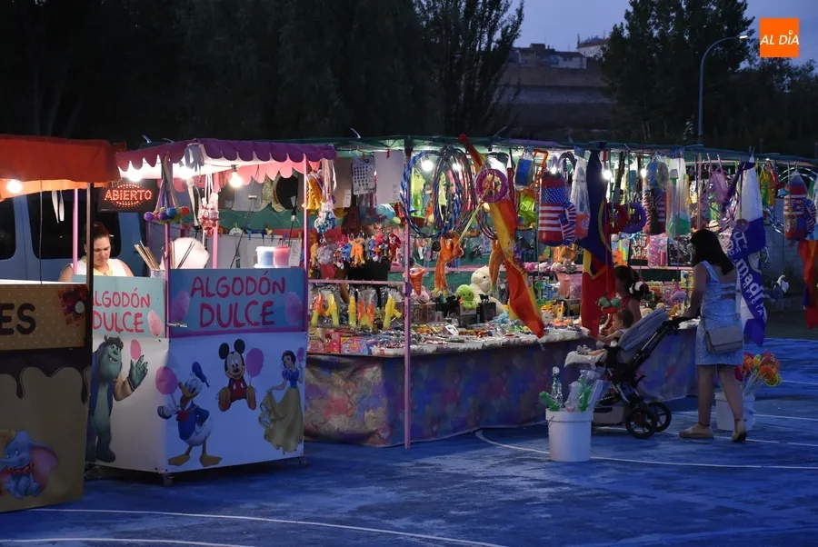 Foto 2 - Juanjo &lsquo;Carruelas&rsquo; abre las fiestas del Barrio Nuevo evocando cuando &ldquo;esto parec&iacute;a la &lsquo;Gran Manzana&rsquo;&rdquo;