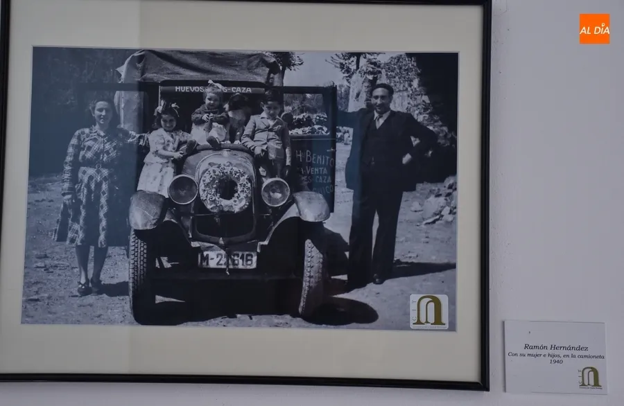 Foto 8 - El comercio mirobrigense de d&eacute;cadas atr&aacute;s revive en una exposici&oacute;n fotogr&aacute;fica llena de historia