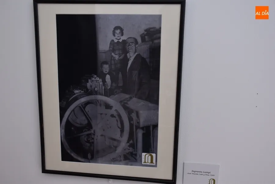 Foto 9 - El comercio mirobrigense de d&eacute;cadas atr&aacute;s revive en una exposici&oacute;n fotogr&aacute;fica llena de historia