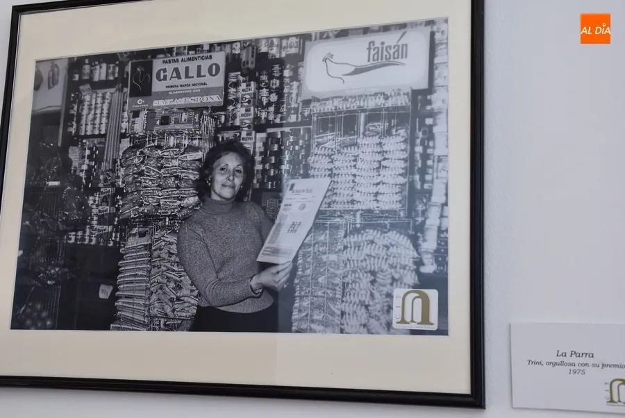 Foto 10 - El comercio mirobrigense de d&eacute;cadas atr&aacute;s revive en una exposici&oacute;n fotogr&aacute;fica llena de historia