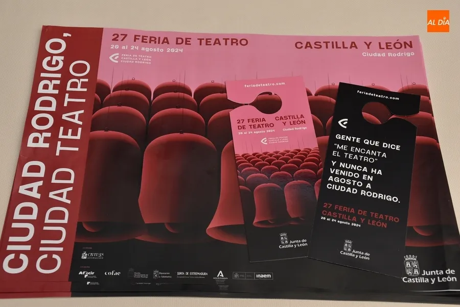 Foto 3 - Manteles de uso &uacute;nico y el perching remarcar&aacute;n la Feria de Teatro durante sus d&iacute;as de celebraci&oacute;n