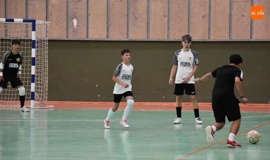 Foto 3 - Chorip&aacute;n FC se proclama campe&oacute;n de la Junior League