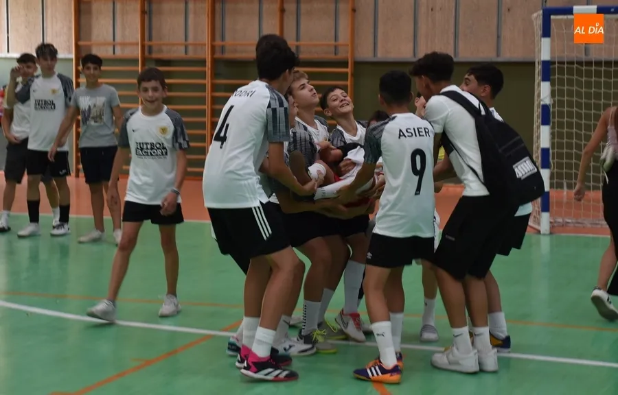 Foto 8 - Chorip&aacute;n FC se proclama campe&oacute;n de la Junior League