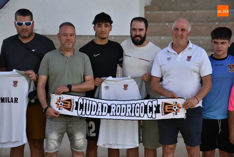 Foto 5 - Javier D&iacute;ez y Sergio Gonz&aacute;lez estar&aacute;n al frente del recuperado filial Senior del Ciudad Rodrigo CF