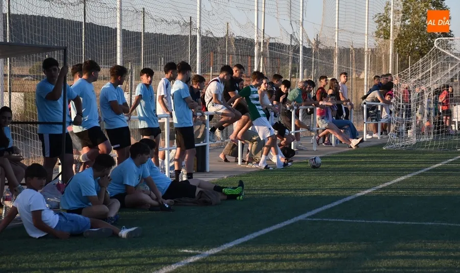 Foto 4 - La Farinato League de F&uacute;tbol 7 llega a la lucha por el t&iacute;tulo
