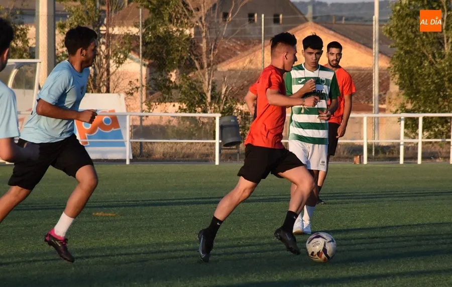 Foto 5 - La Farinato League de F&uacute;tbol 7 llega a la lucha por el t&iacute;tulo