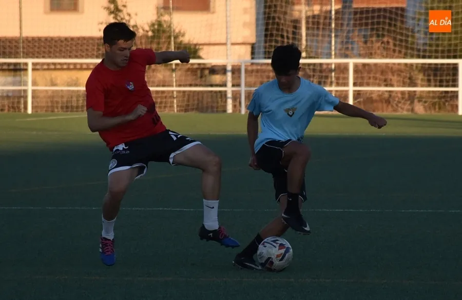 Foto 10 - La Farinato League de F&uacute;tbol 7 llega a la lucha por el t&iacute;tulo