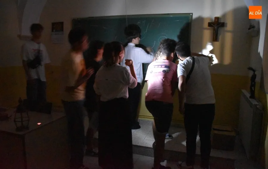 Foto 3 - Los Escultas del Grupo Scout llevan a cabo un escape room en el Seminario para recaudar fondos