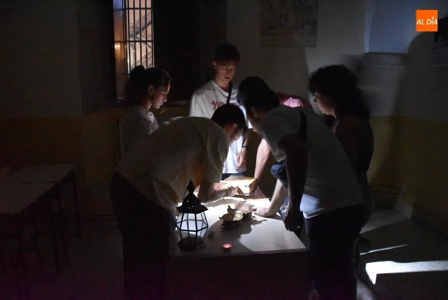 Foto 4 - Los Escultas del Grupo Scout llevan a cabo un escape room en el Seminario para recaudar fondos