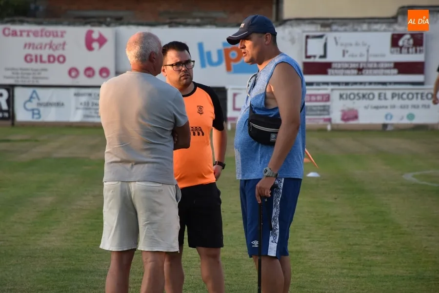 Foto 10 - Arranca el Ciudad Rodrigo CF 24/25 con la permanencia en 3&ordf; como objetivo primordial