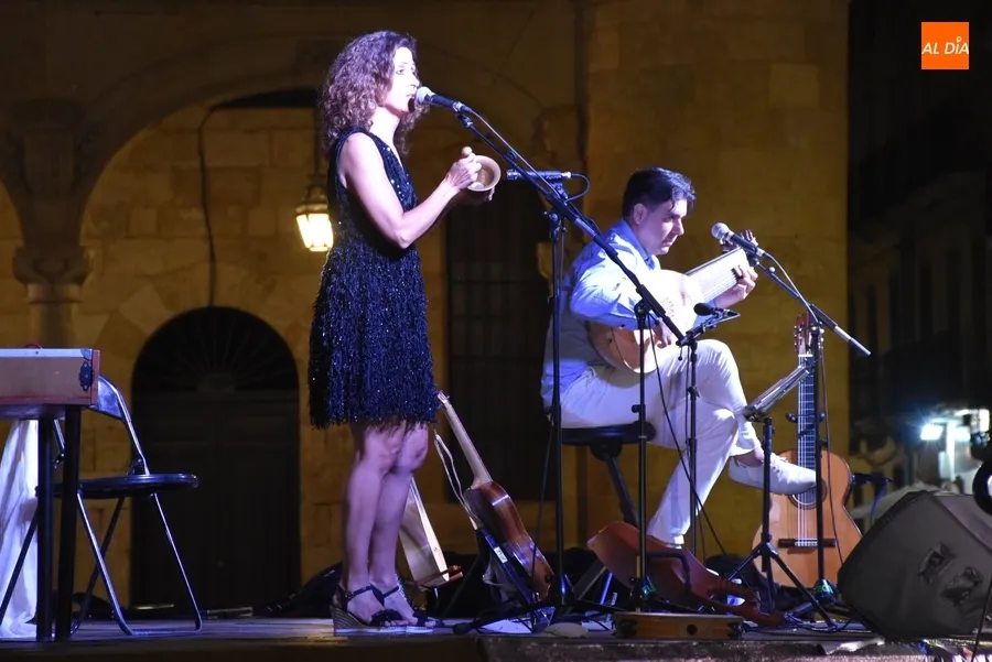 Foto 11 - Vanesa Muela y Rodrigo Jarabo repasan con su m&uacute;sica la memoria de los antepasados