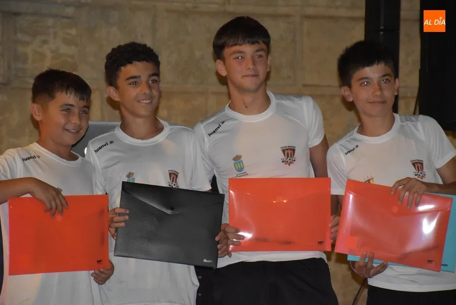 Foto 7 - El Mir&oacute;briga Campus festeja a lo grande su final pensando ya en la 10&ordf; edici&oacute;n