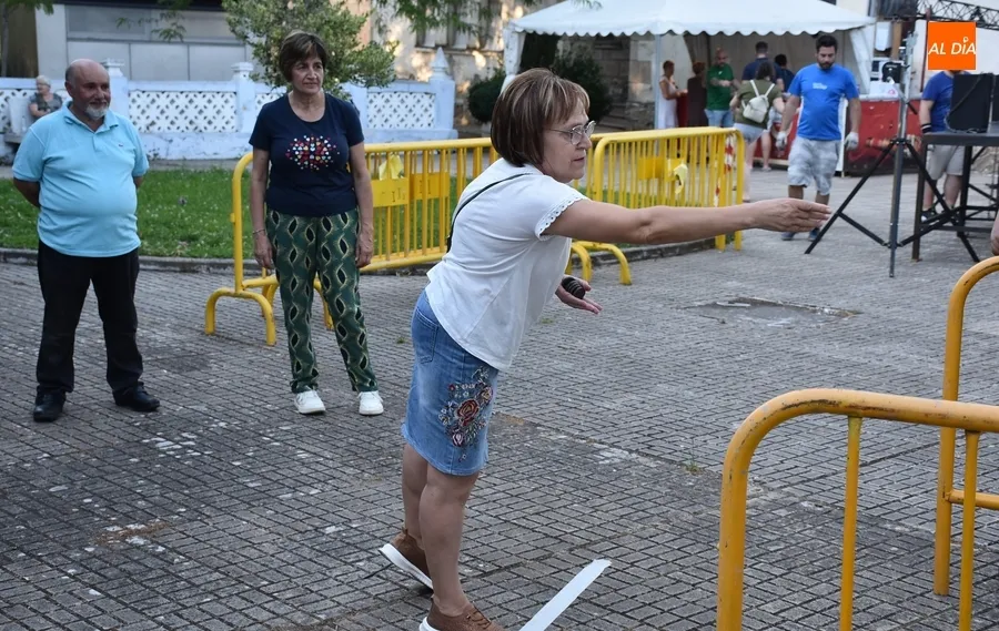 Foto 6 - San Andr&eacute;s abre sus fiestas con la ronda inicial de su emblem&aacute;tico campeonato de rana
