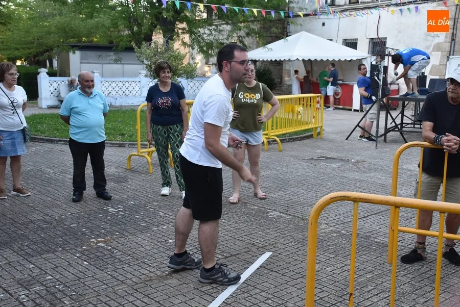 Foto 7 - San Andr&eacute;s abre sus fiestas con la ronda inicial de su emblem&aacute;tico campeonato de rana