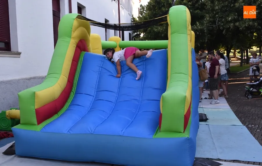 Foto 10 - Tarde de diversi&oacute;n para los m&aacute;s peque&ntilde;os en las fiestas de San Andr&eacute;s